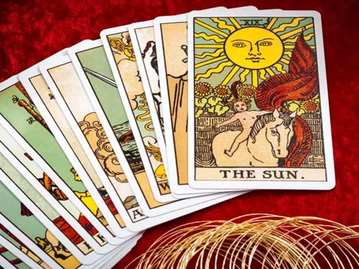 Intuitive Tarot Card Reading Daily Prana